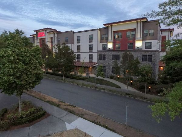 Hampton Inn - Suites Dupont - Steilacoom, WA