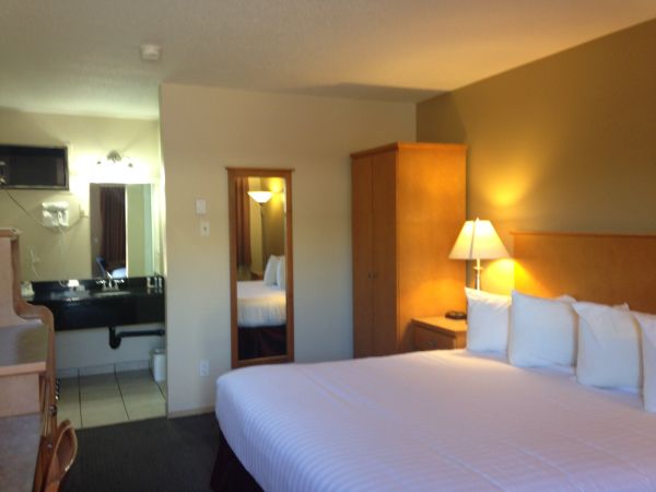Canadas Best Value Inn & Suites Vernon - Vernon