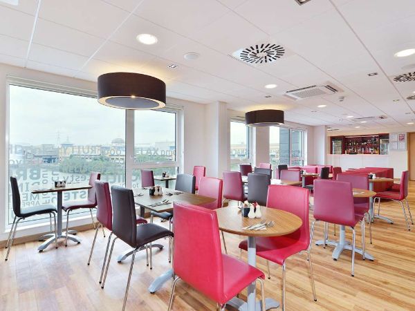 Travelodge Thurrock Lakeside - Dartford