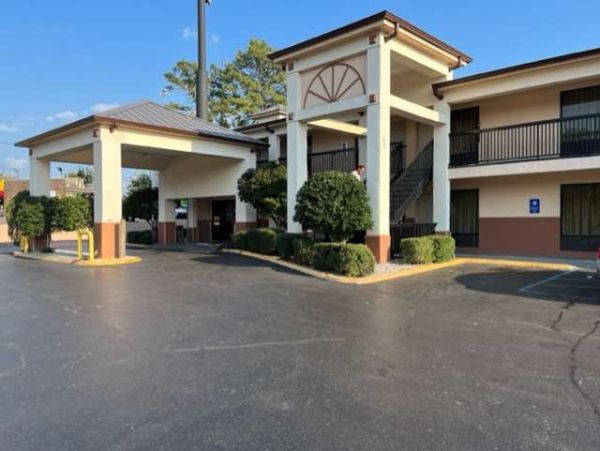 Ms Motel 6 - Laurel - 密西西比州