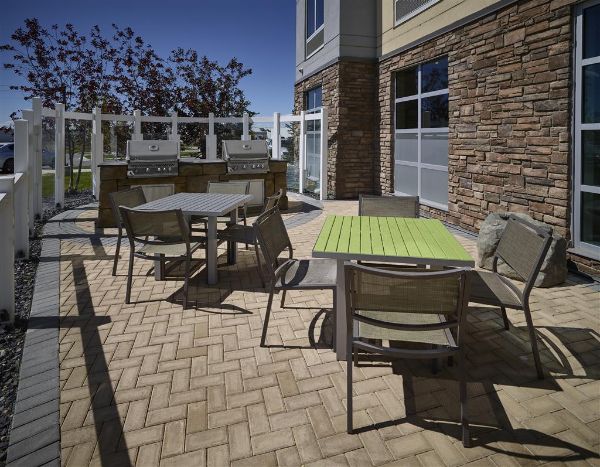 Homewood Suites By Hilton Calgary-airport - Calgary
