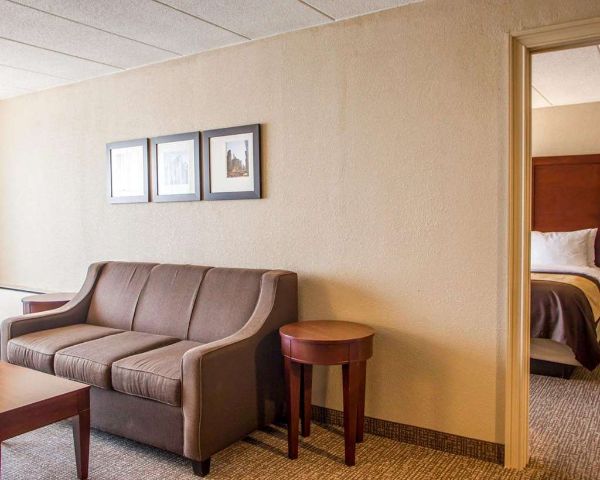 Quality Inn & Suites Orland Park - Chicago - Tinley Park, IL