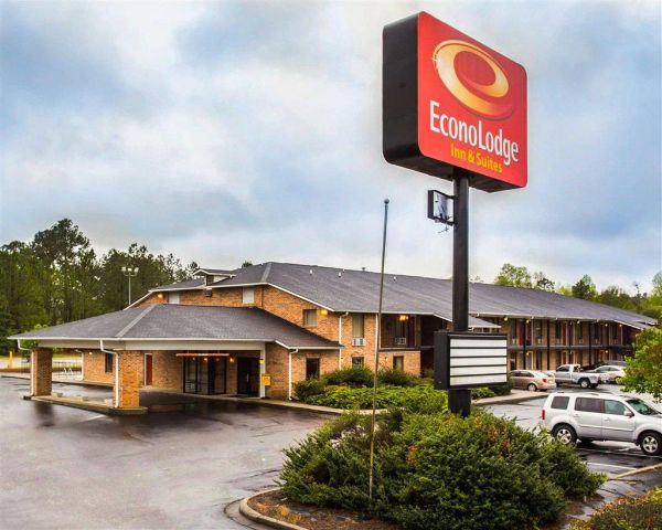 Econo Lodge Inn & Suites Lugoff - Camden, SC