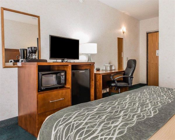 Quality Inn Waynesburg - Morrisville - Nemacolin, PA