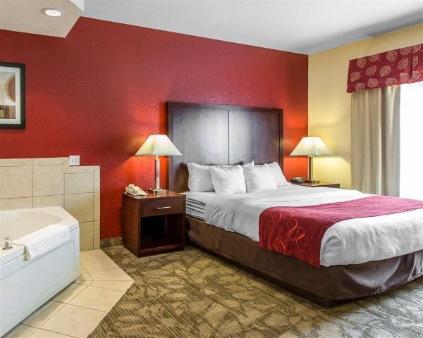 Comfort Suites Palm Desert I-10 - Indio, CA