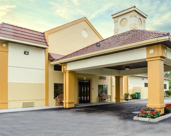 Quality Inn & Suites Medina- Akron West - Medina, OH