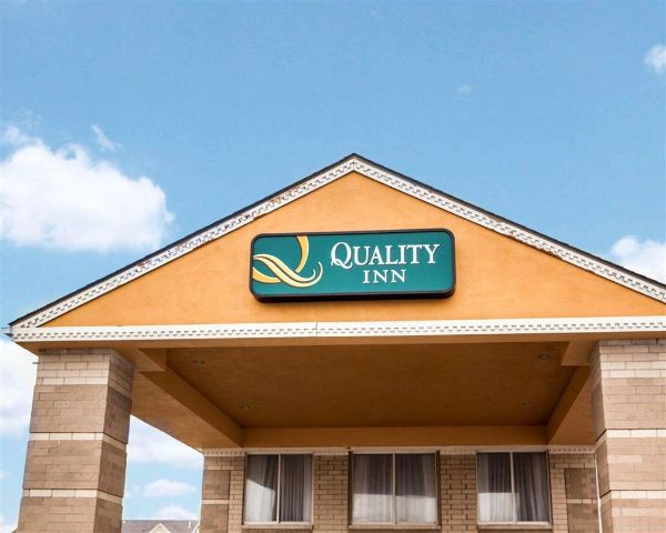 Quality Inn Aurora - Naperville Area - 네이퍼빌