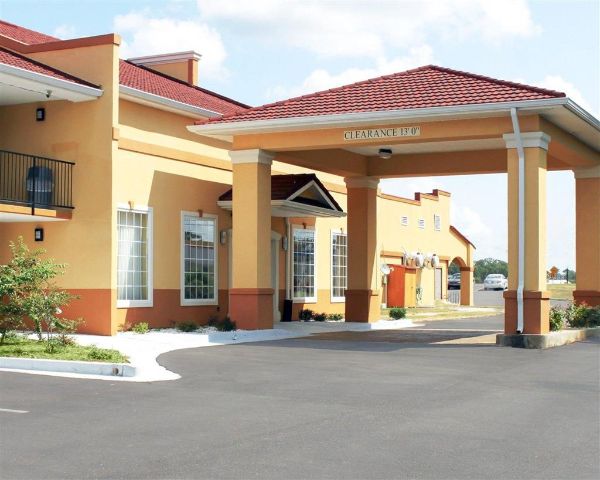 Quality Inn & Suites Greenville I-65 - Greenville, AL