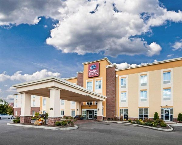Comfort Suites Marietta-parkersburg - Marietta, OH