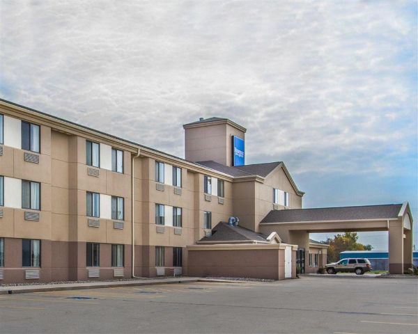 Rodeway Inn - Fremont, NE