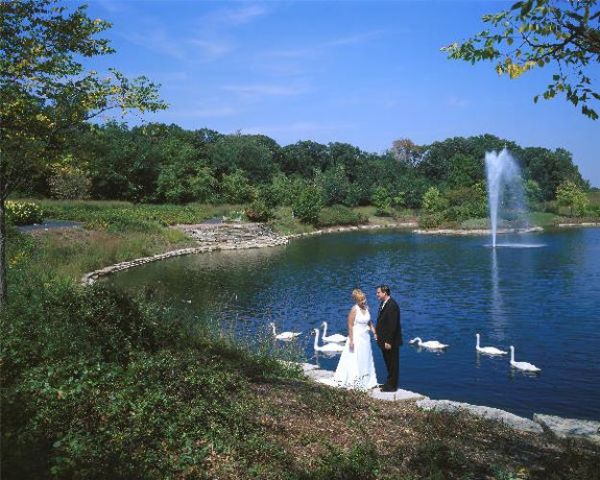 Doubletree Suites By Hilton & Conference Center Chicago - Downers Grove - Downers Grove, IL