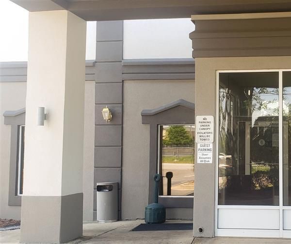 Motel 6 Mobile Al Airport Blvd - 莫比爾