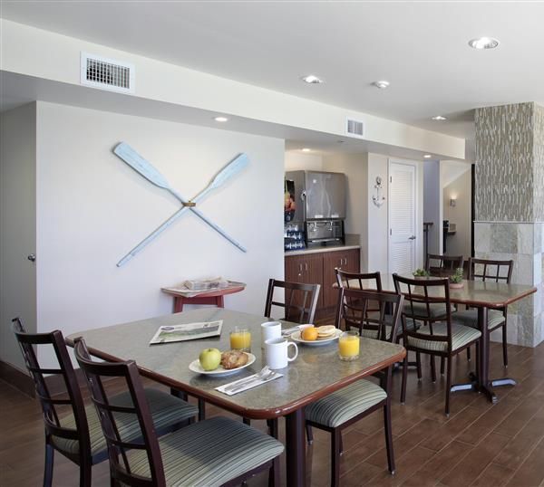 The Inn At The Cove - Pismo Beach, CA