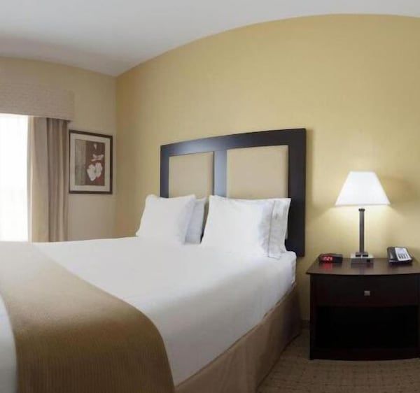 Holiday Inn Express & Suites Georgetown By Ihg - Georgetown, TX