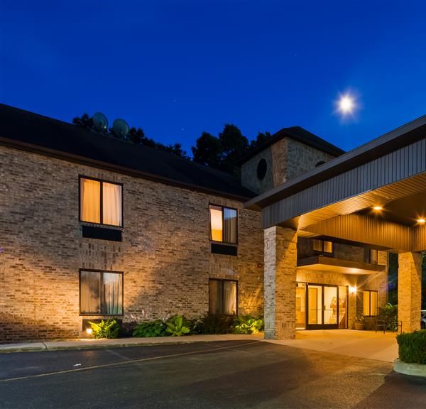 Best Western Plaza Hotel Saugatuck - Saugatuck, MI
