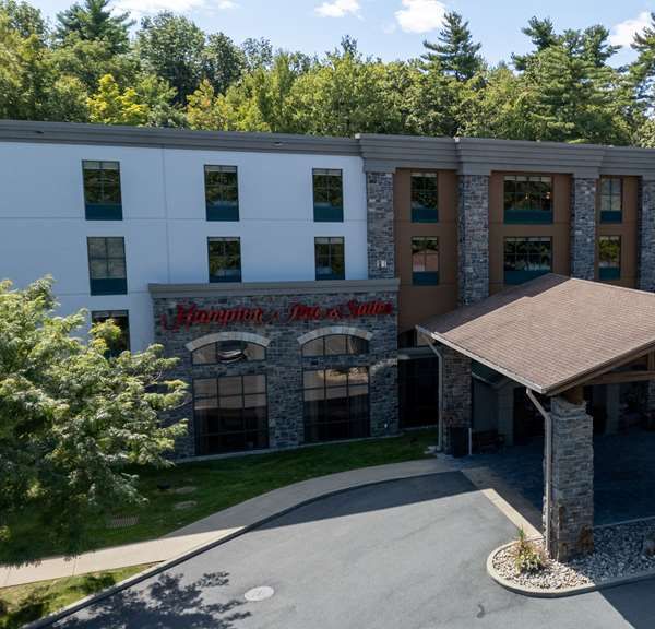 Hampton Inn & Suites Lake George - Lake George, NY