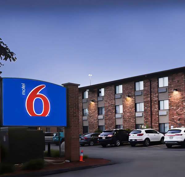 Motel 6 Glendale - Milwaukee, WI