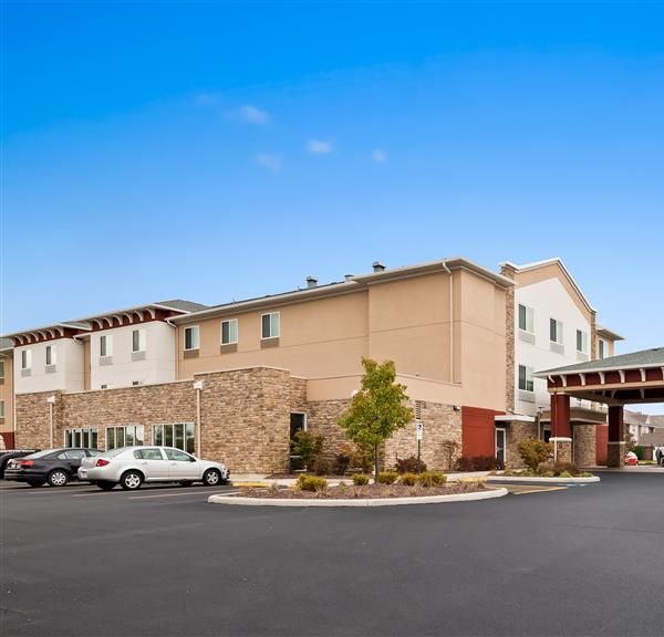 Best Western Plus Boardman Inn & Suites - Youngstown, OH