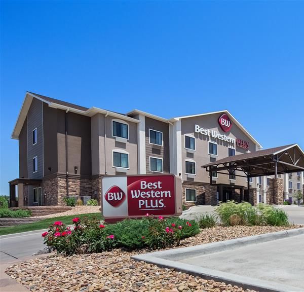 Best Western Plus Overland Inn - Fort Morgan, CO
