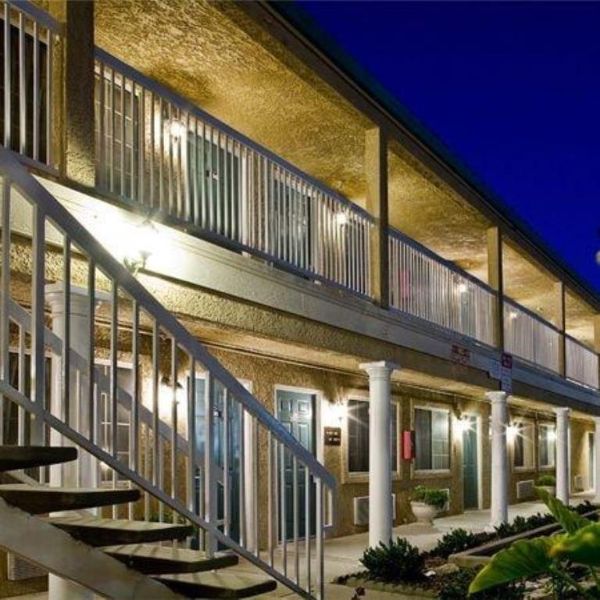 Bridgepoint Inn - Daly City
