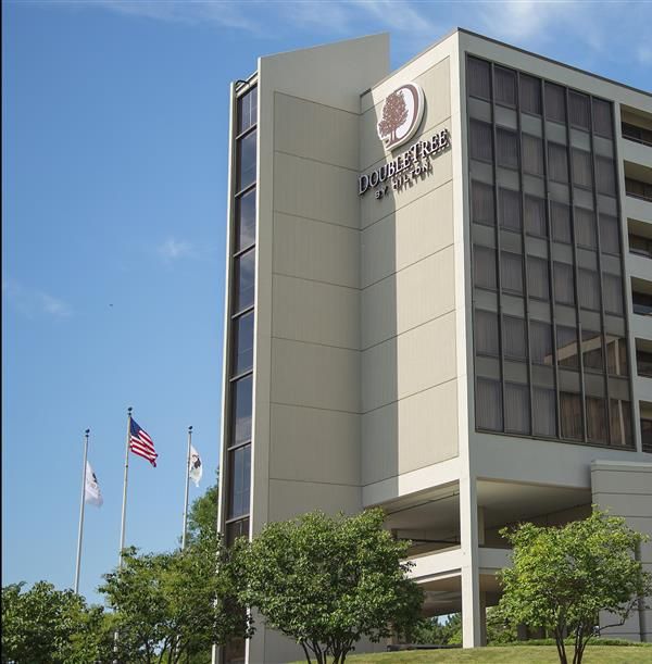 Doubletree By Hilton Hotel Chicago - Oak Brook - Oak Brook, IL