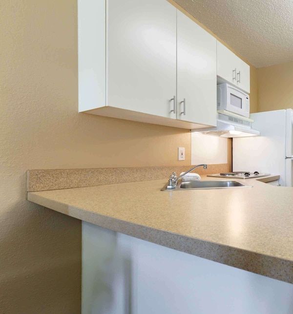 Extended Stay America - Rockford - I-90 - Rockford, IL