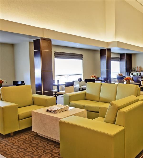 Homesuites Regina East - Regina