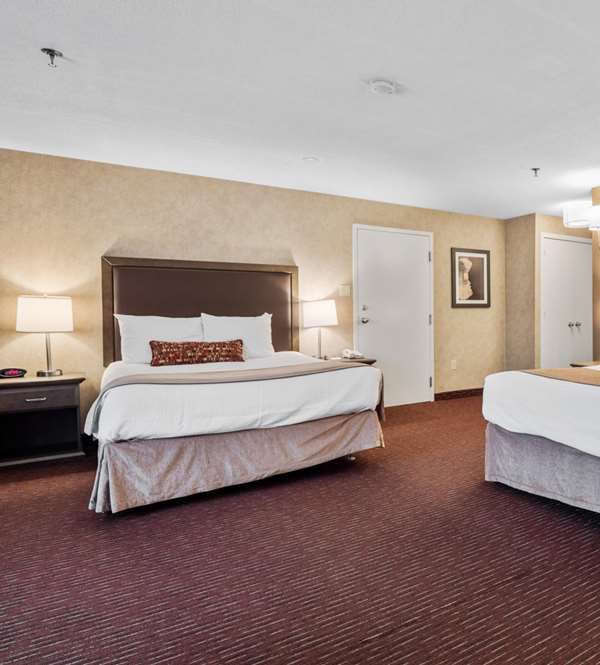 Best Western Plus Cairn Croft Hotel - Niagara Falls
