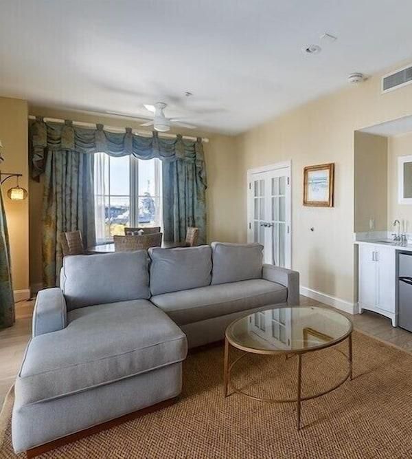 Harborside At Charleston Harbor Resort And Marina - Mount Pleasant, SC