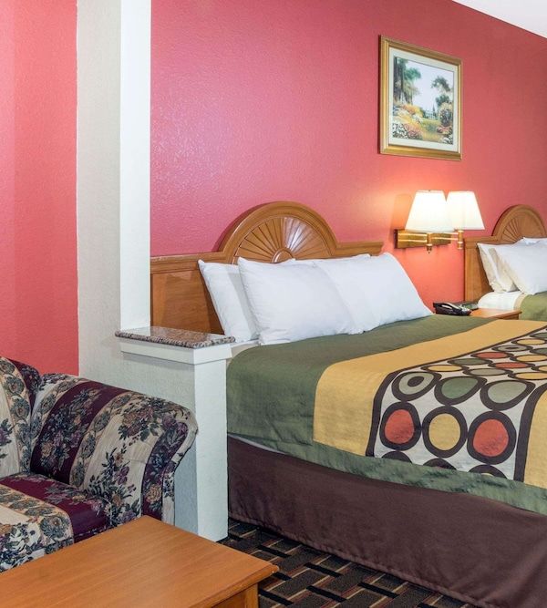 Super 8 By Wyndham Stafford Sugarland Area - Fresno, TX