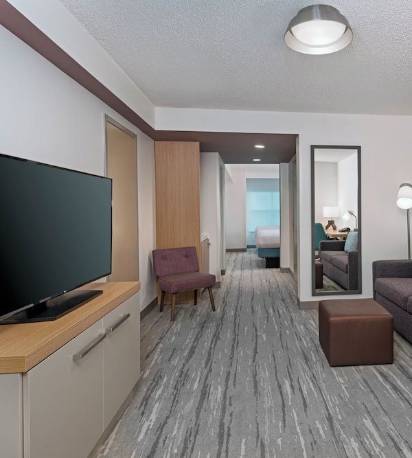 Hilton Garden Inn Tampa Airport Westshore - Tampa