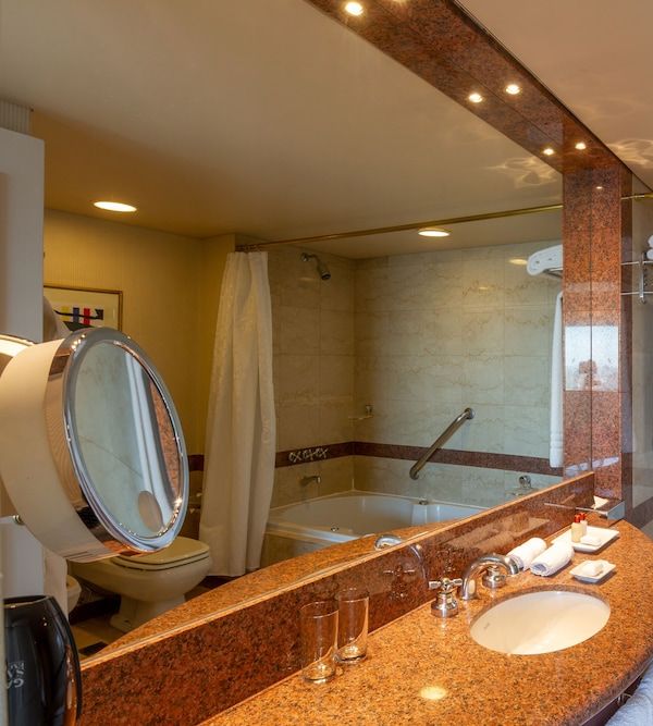 Quinto Centenario Hotel - Córdoba