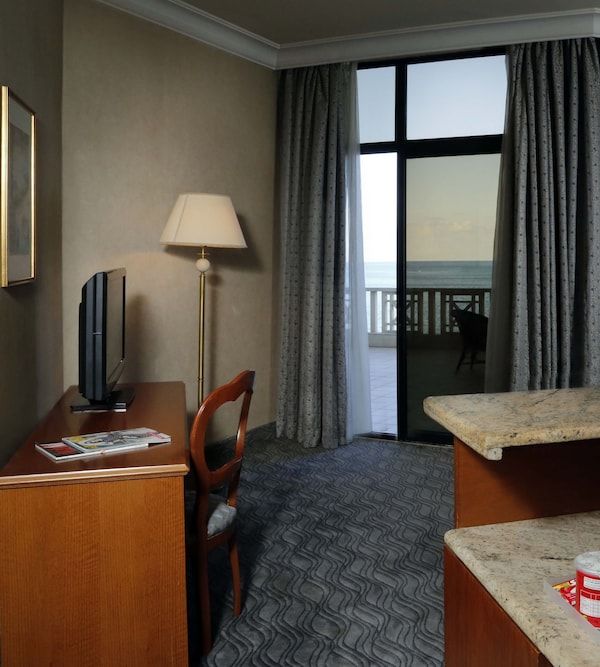 Bayview Hotel - Beirut