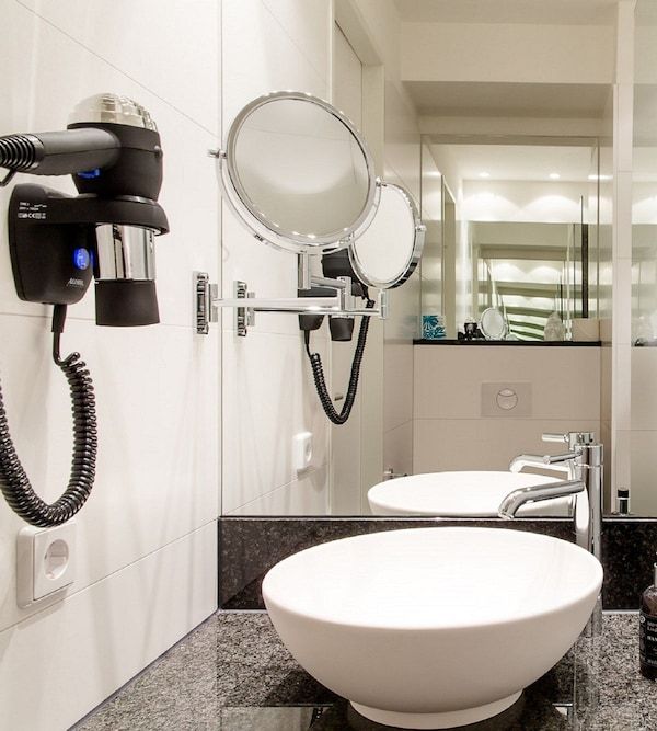 Motel One Warsaw-chopin - Warsaw