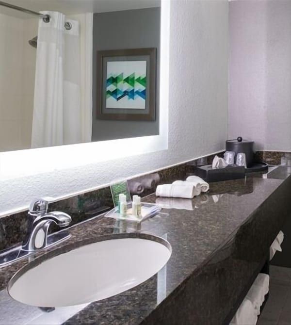 Holiday Inn & Suites Beaumont-plaza (I-10 & Walden) By Ihg - Beaumont, TX