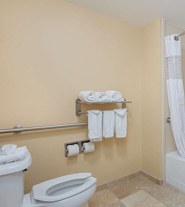 Hampton Inn Covington - Covington