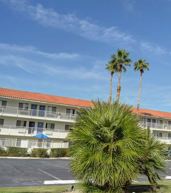 Motel 6 Twentynine Palms - Joshua Tree National Park