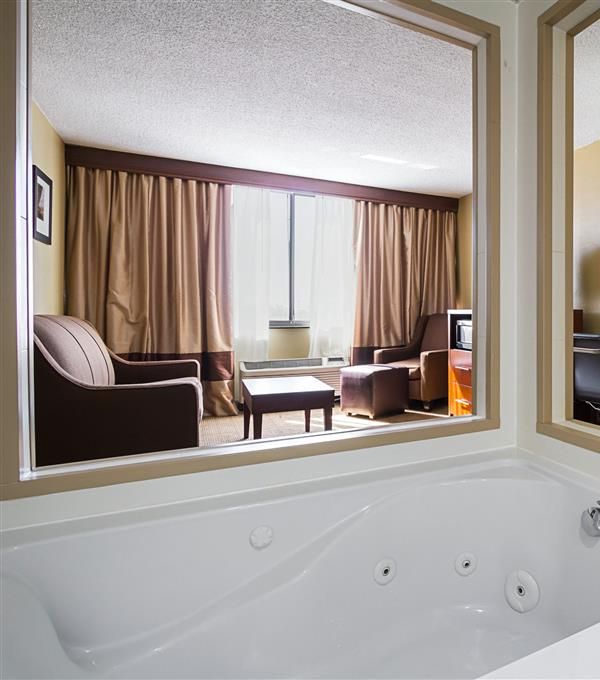 Comfort Inn Cleveland Downtown - Cleveland, OH