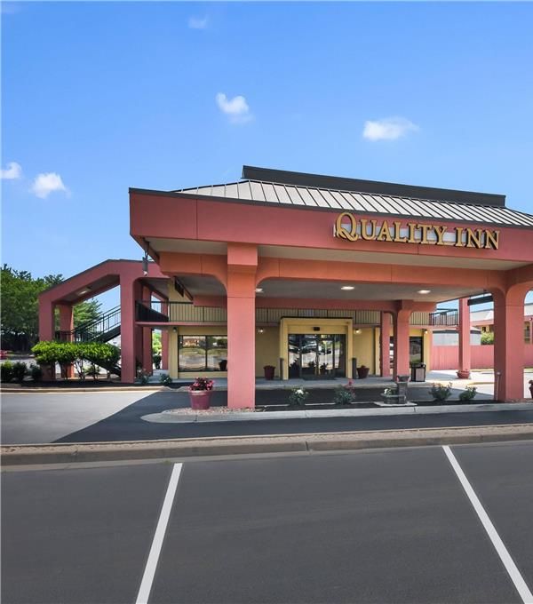 Quality Inn Fredericksburg Central Park Area - Fredericksburg, VA
