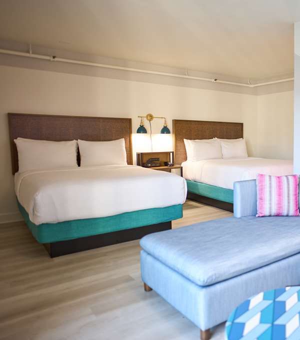 Soma House Hotel - Marin County, CA