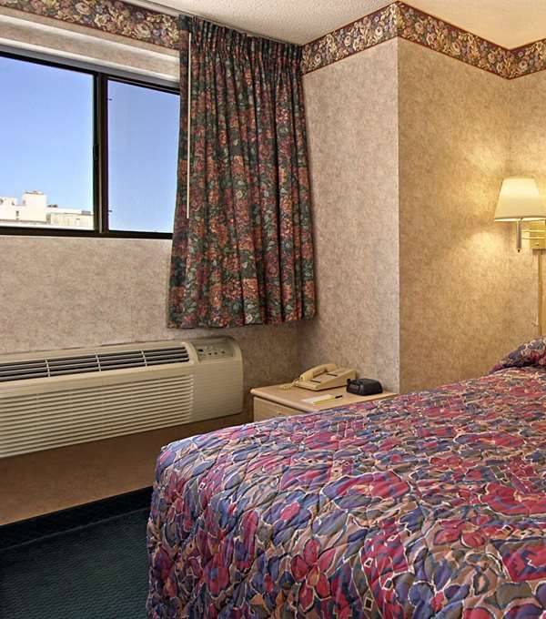Super 8 By Wyndham Atlantic City - Brigantine, NJ
