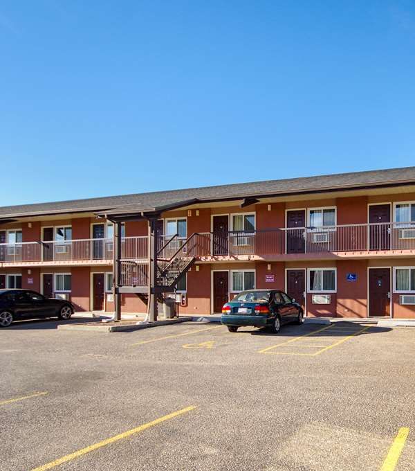 Motel 6 Lethbridge Ab - Lethbridge