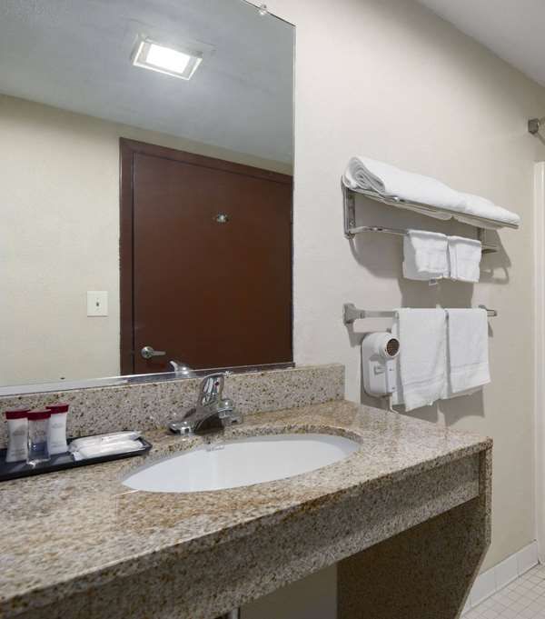 Days Inn By Wyndham Augusta/fort Eisenhower - Augusta, GA