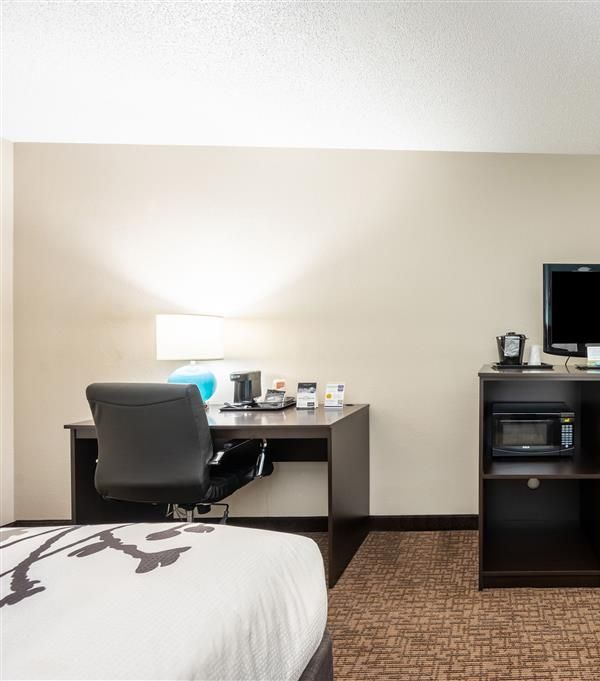 Sleep Inn & Suites Birmingham Colonnade - Birmingham, AL