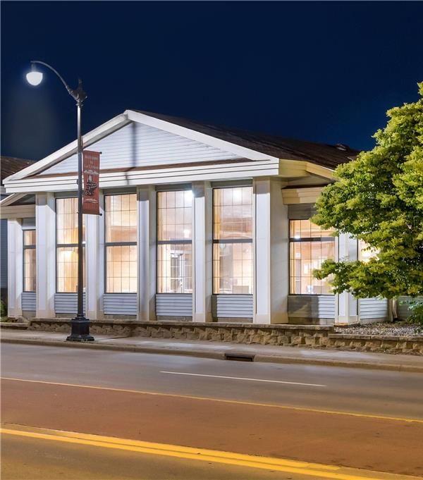 Super 8 By Wyndham La Crosse - La Crosse, WI