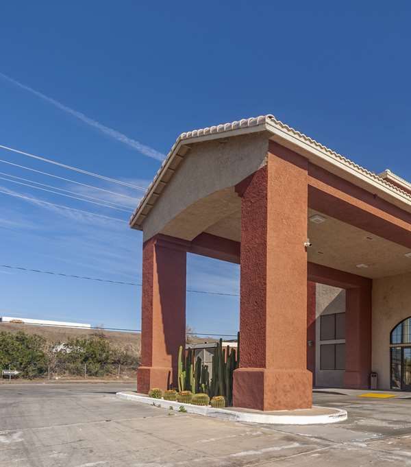Quality Inn Blythe I-10 - Blythe, CA
