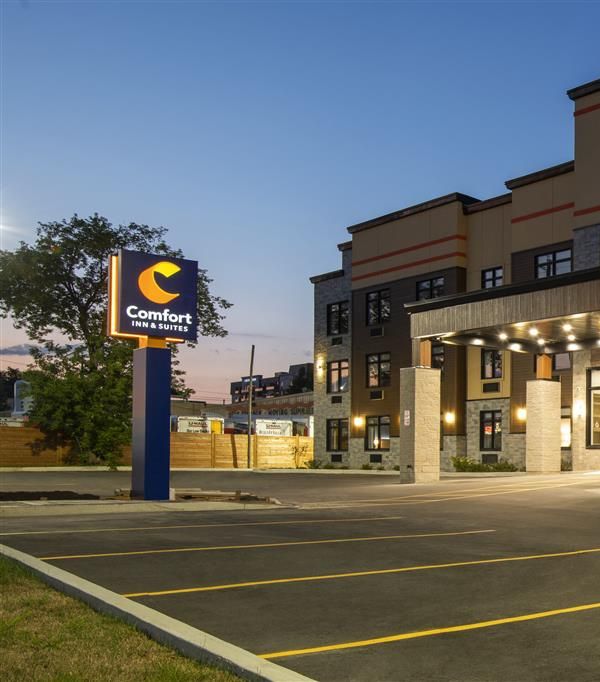 Comfort Inn & Suites - Kingston