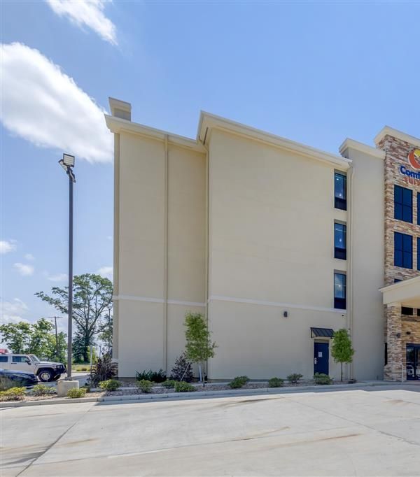 Comfort Suites West Monroe Near Ike Hamilton Expo Center - West Monroe, LA