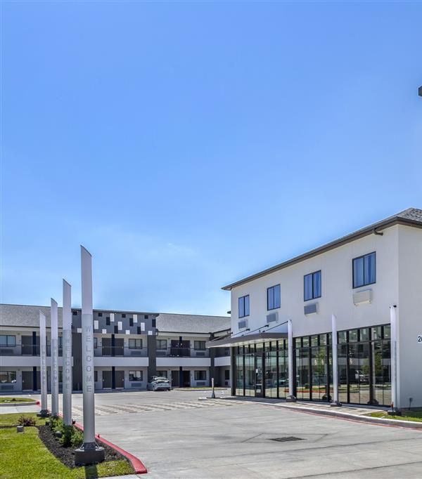 Clarion Pointe Port Arthur-beaumont South - Port Arthur, TX