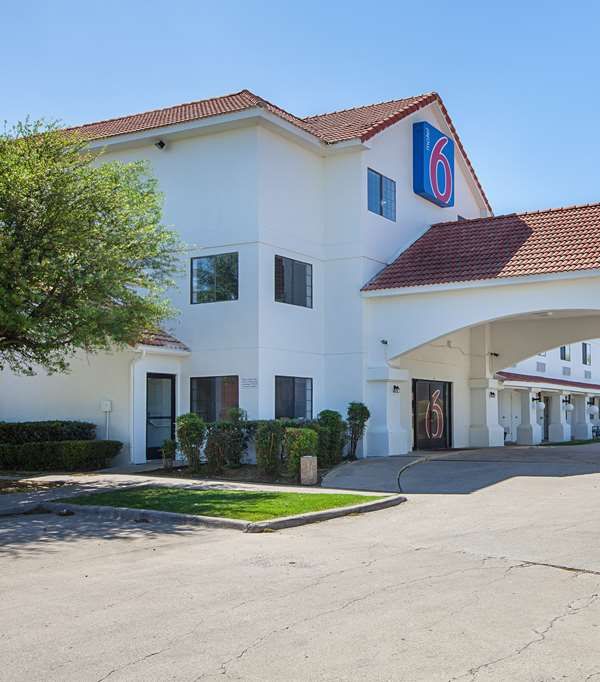 Motel 6 Bedford Tx - Irving, TX